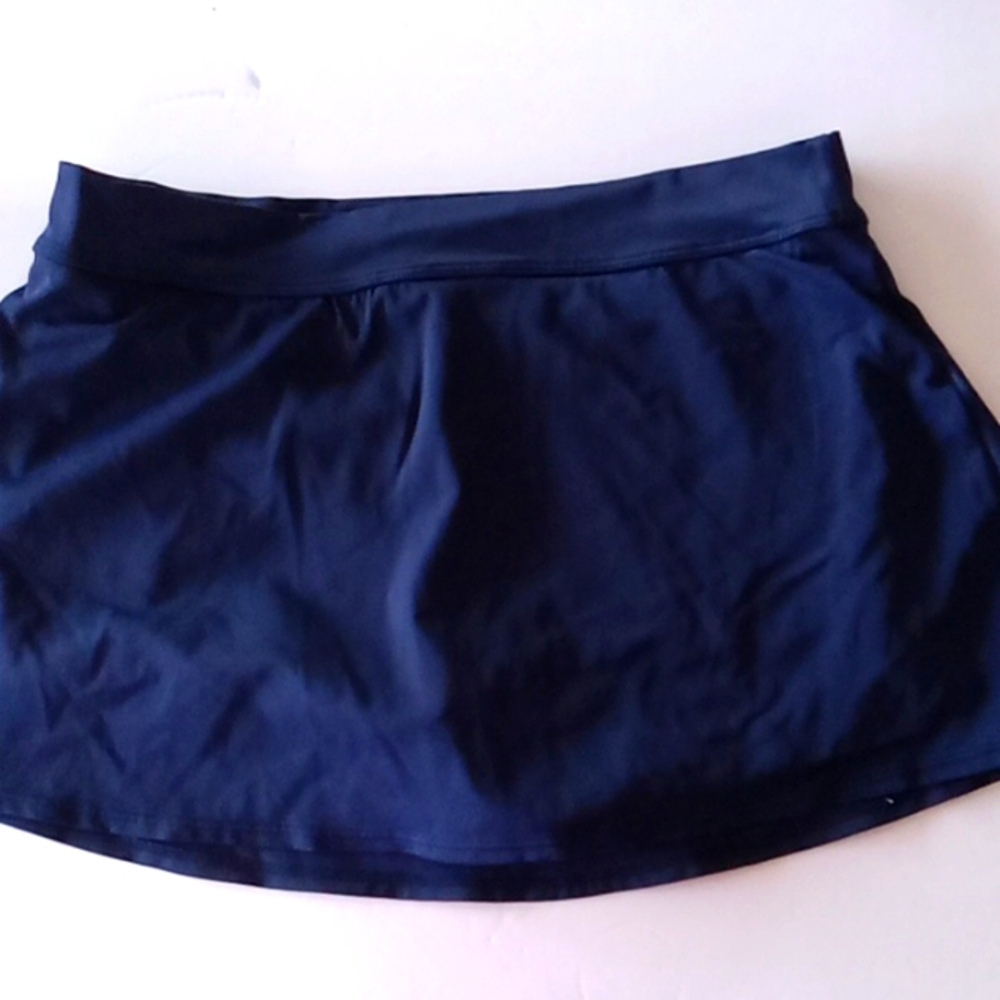 Women swim skort